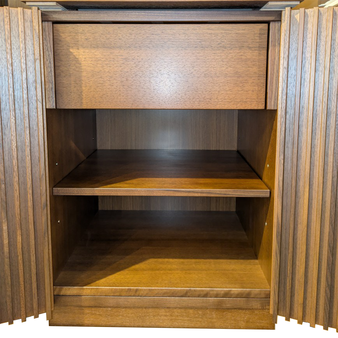 【国産高級】モダン仏壇 ルミナス 1300