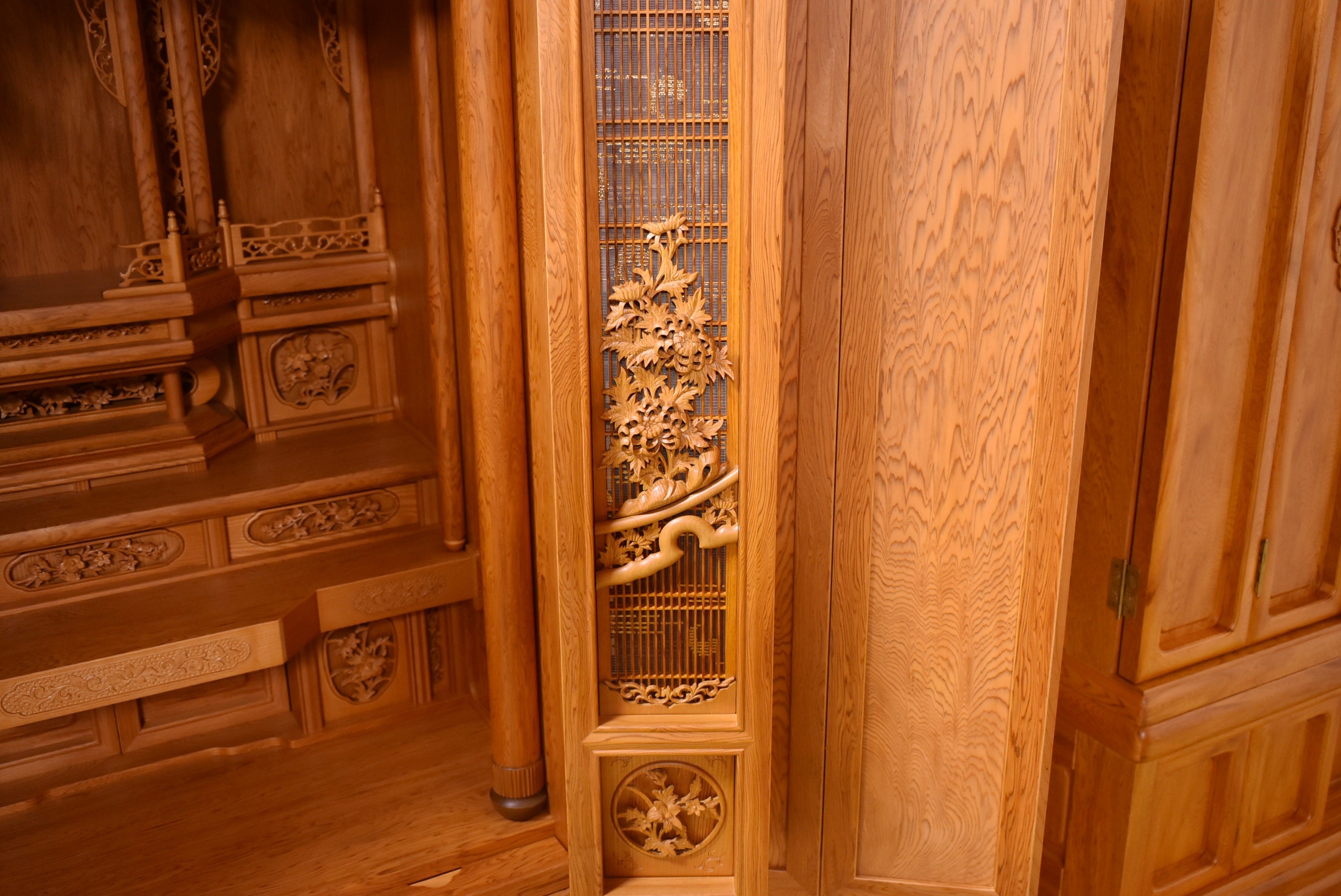 【日本の銘木】屋久杉仏壇 「瑞宝」22号