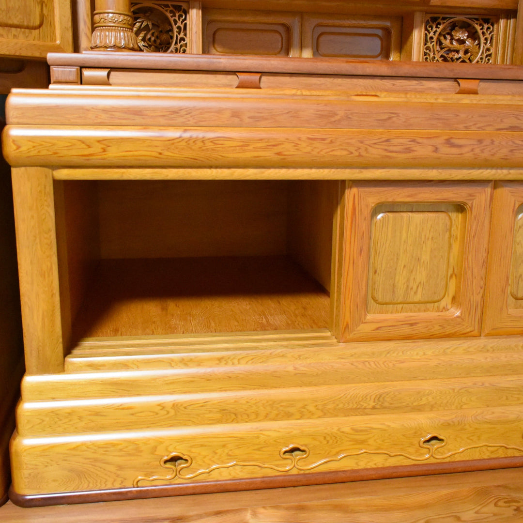 【日本の銘木】屋久杉仏壇　本三方開「宝輪」30号