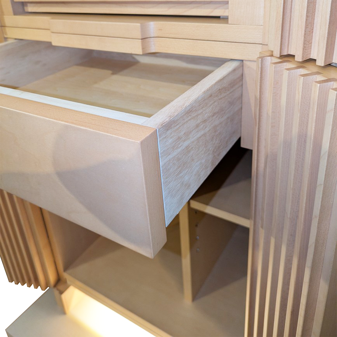 【国産高級】モダン仏壇　天華　1350